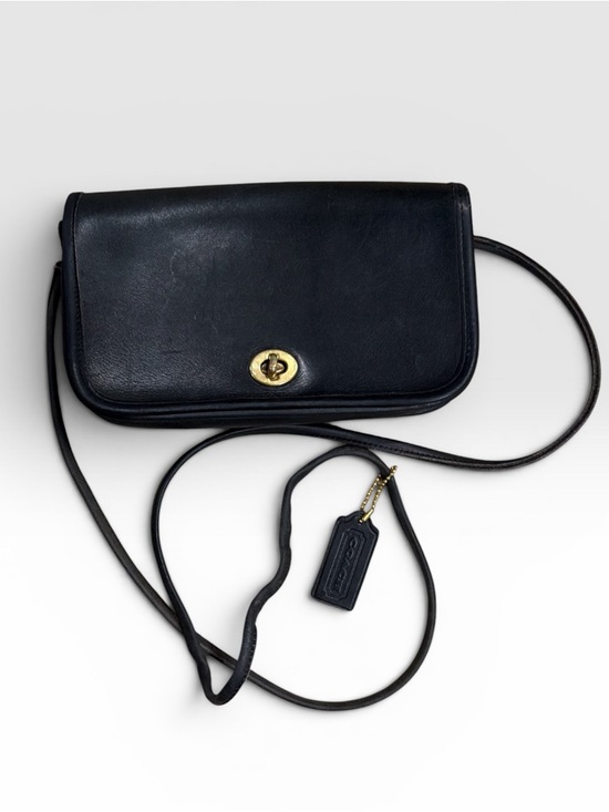 Coach Handbags - Rare Vintage Coach 7040 Convertible Bag Black Glove Tanned Leather NYC USA